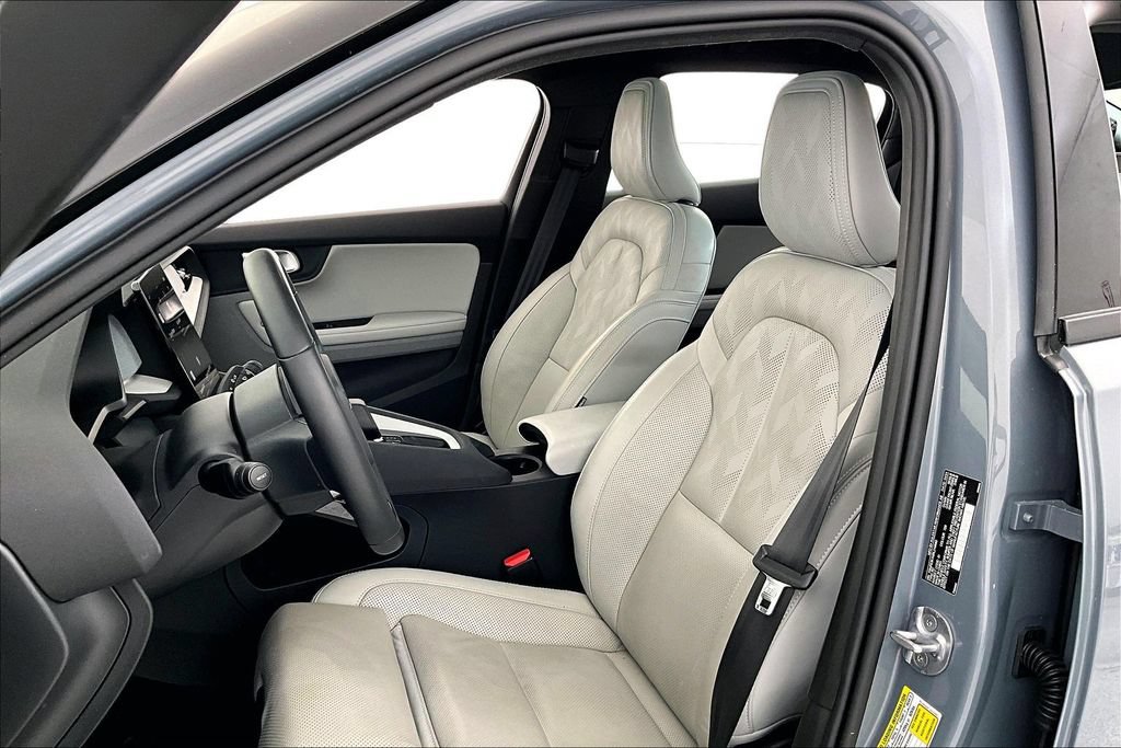 Used 2024 Polestar Polestar 2 RWD image 31