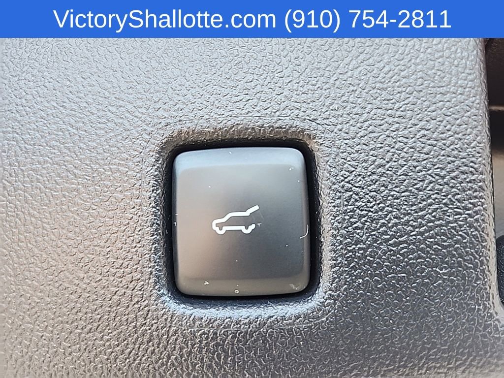 Used 2025 Ford Escape ST-Line w/ Tech Pack #1 FWD image 28