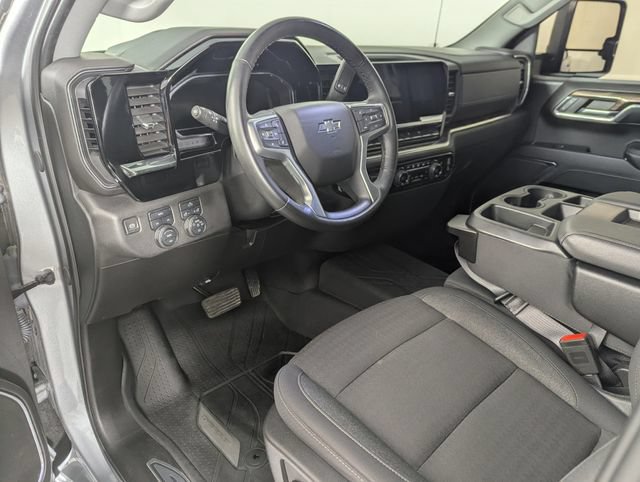 Used 2024 Chevrolet Silverado 1500 RST w/ Redline Edition AWD/4WD image 17