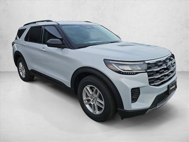 New 2026 Ford Explorer Active image 7