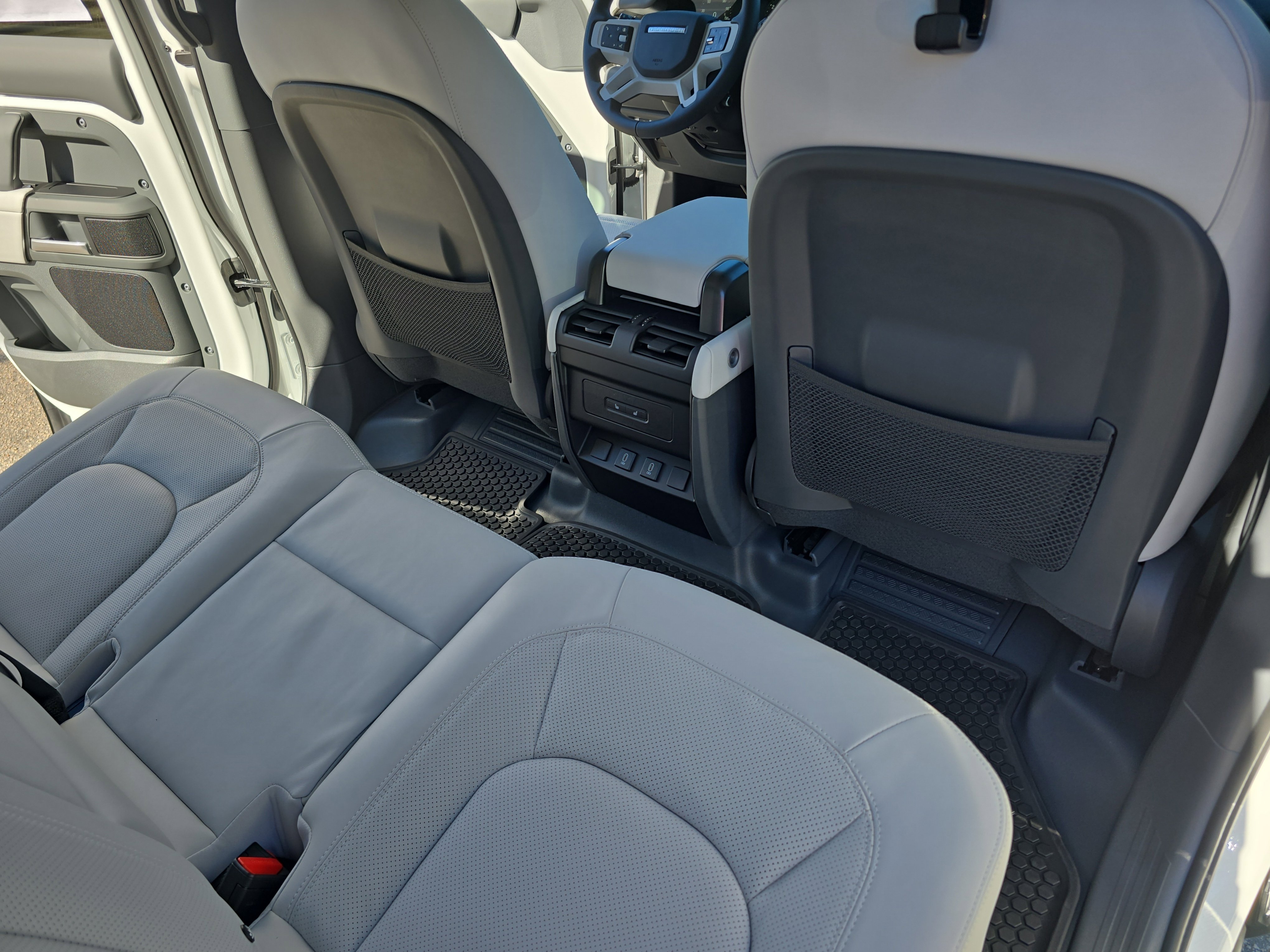 New 2026 Land Rover Defender 110 S image 11