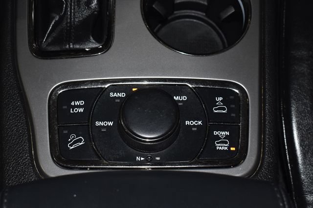 Used 2021 Jeep Grand Cherokee High Altitude AWD/4WD image 29