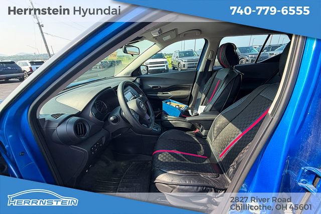 Used 2023 Nissan Kicks S FWD image 15
