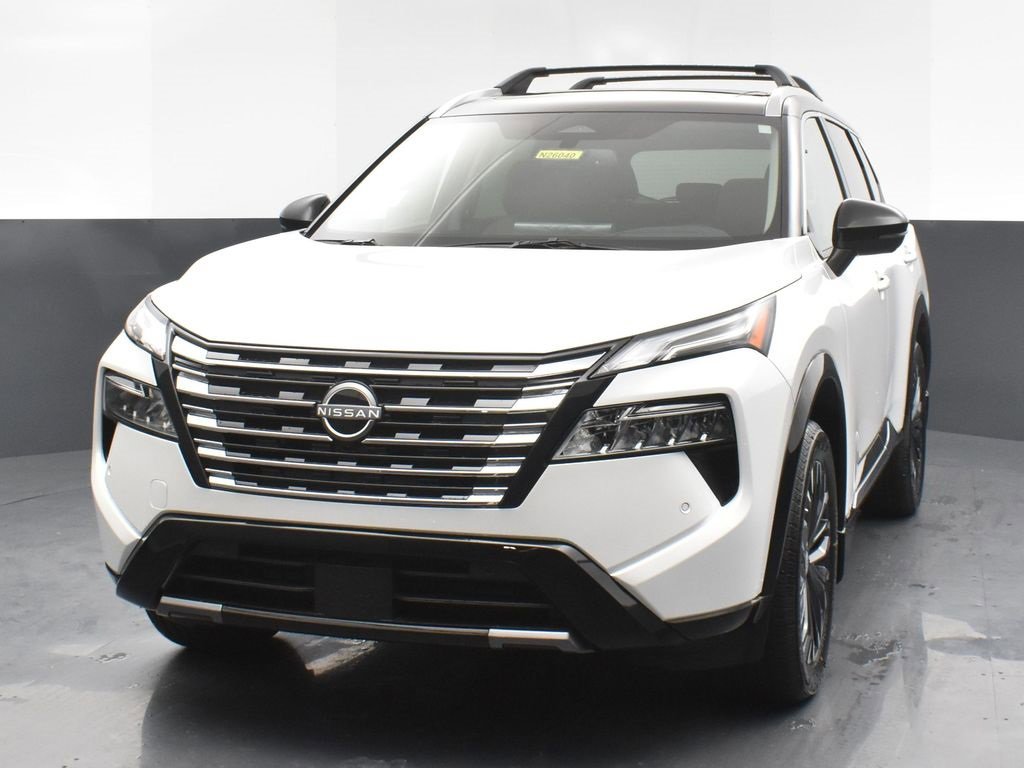 New 2026 Nissan Rogue Platinum image 2