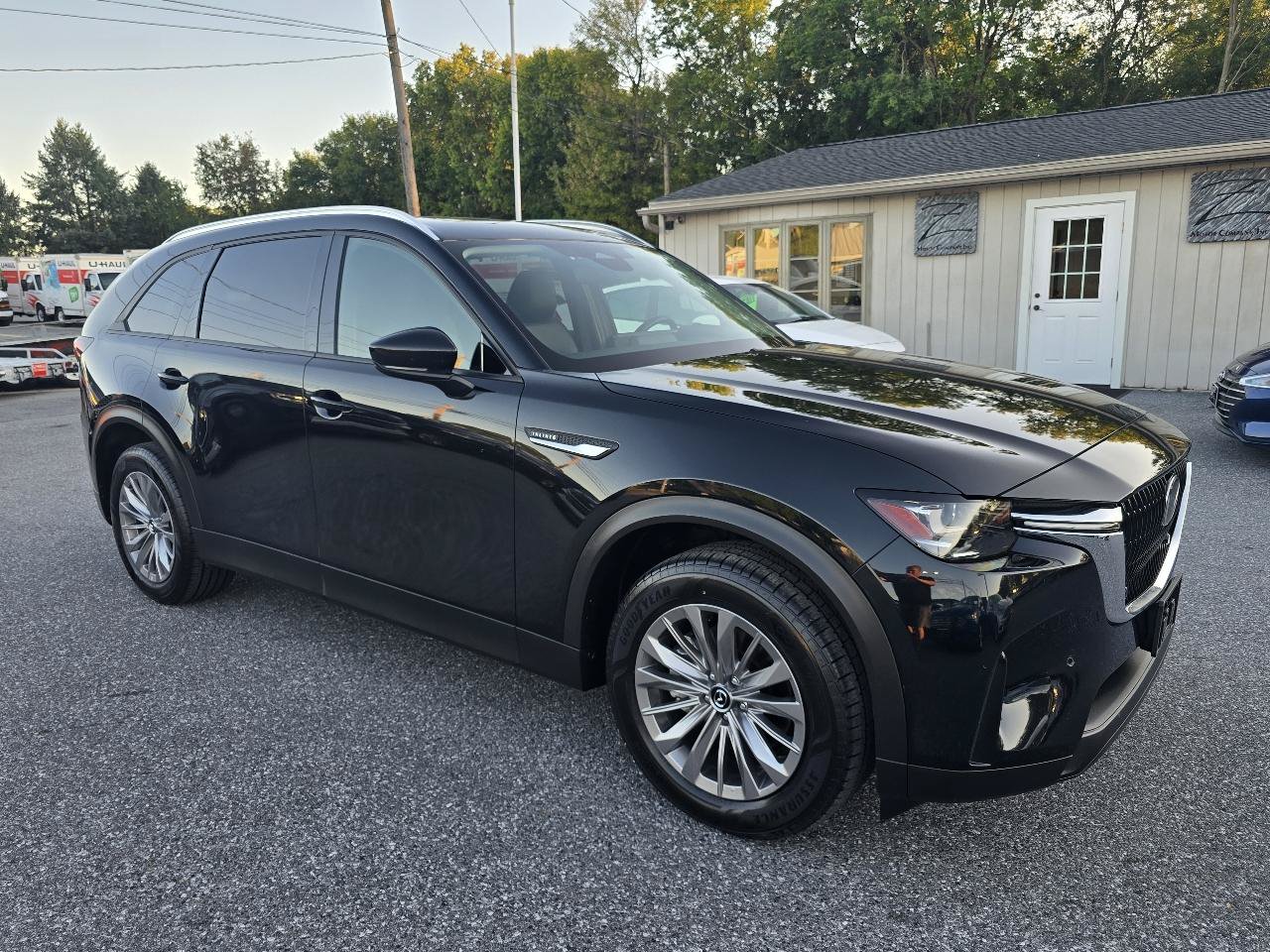Used 2025 MAZDA CX-90 3.3 Turbo w/ Preferred Package AWD/4WD image 2