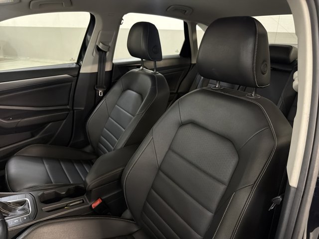 Certified 2024 Volkswagen Jetta SE FWD image 13