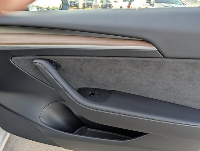 Used 2023 Tesla Model 3 Standard Range RWD image 30