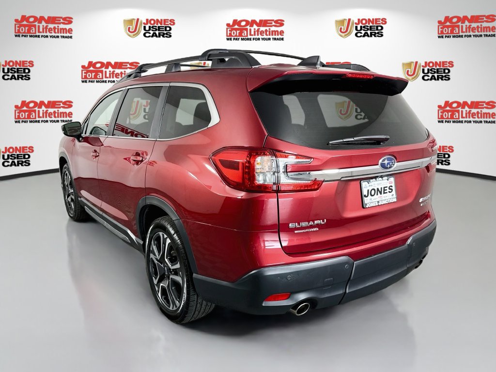 Used 2025 Subaru Ascent Limited AWD/4WD image 2