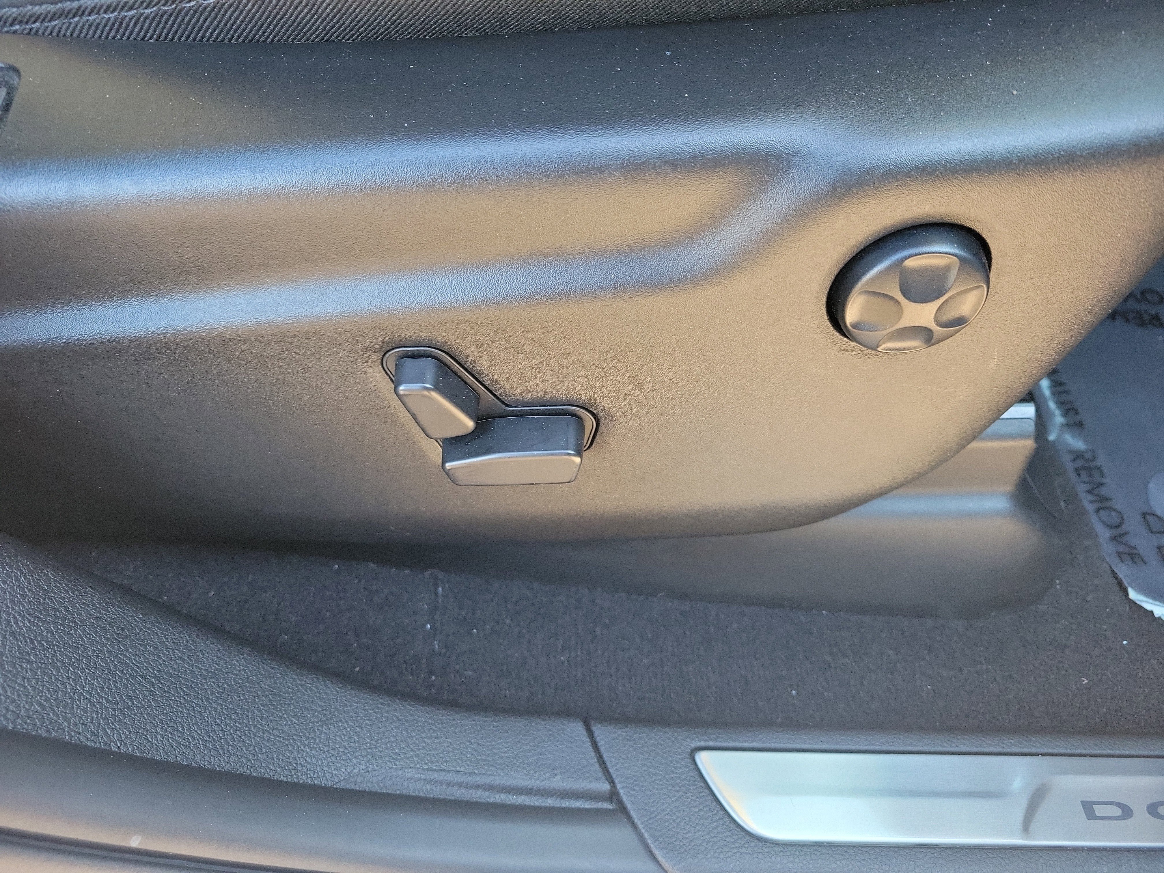 Used 2025 Dodge Durango GT image 9