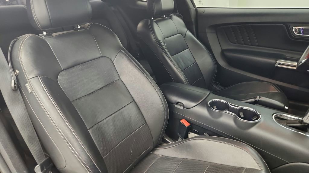 Used 2017 Ford Mustang GT Premium w/ Enhanced Security Package RWD image 36