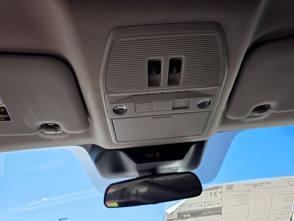 New 2027 Nissan Kicks SR w/ SR Premium Package FWD image 43