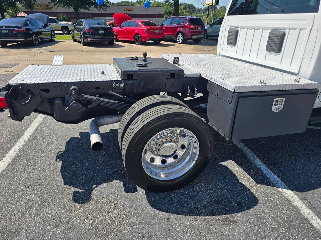 Used 2021 RAM 4500 SLT w/ Quick Order Package 2YG SLT AWD/4WD image 8