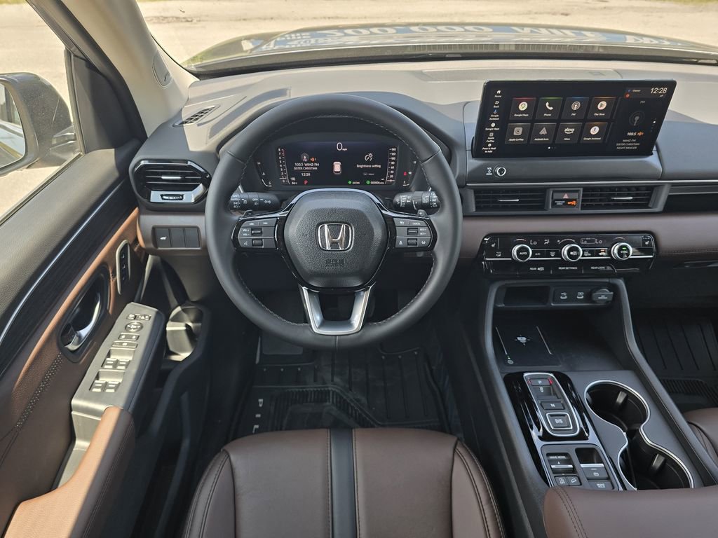 New 2026 Honda Pilot Touring image 15
