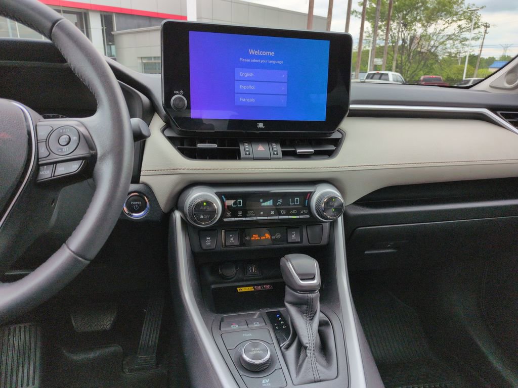 Certified 2023 Toyota RAV4 XLE Premium AWD/4WD image 17