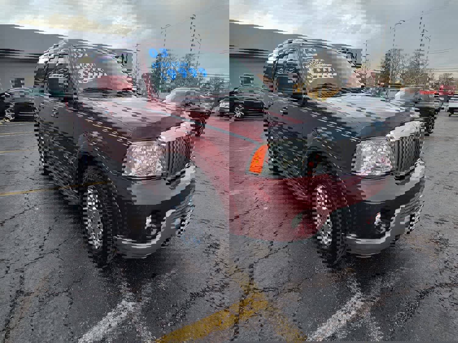 Used 2003 Lincoln Navigator Luxury image 3