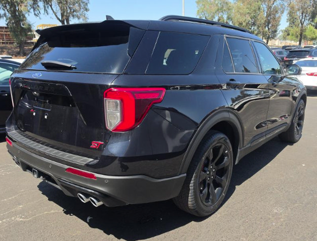 Used 2023 Ford Explorer ST w/ Equipment Group 401A AWD/4WD image 6