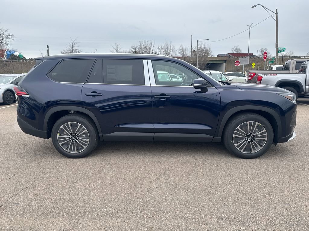 New 2026 Toyota Grand Highlander AWD Hybrid image 8