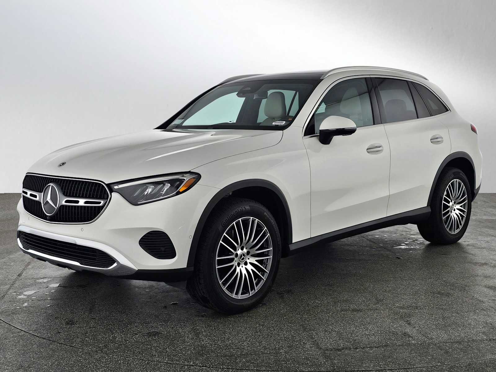 Used 2026 Mercedes-Benz GLC 300 image 7