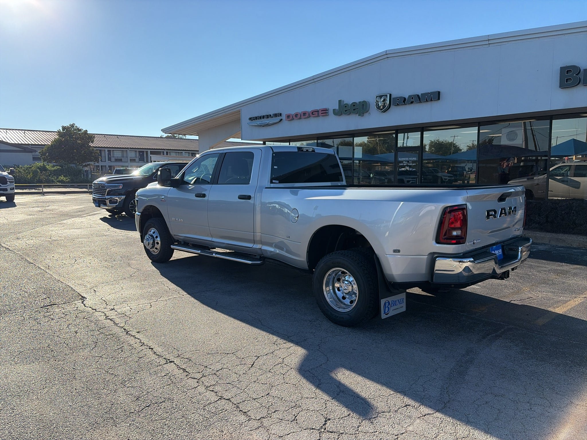 New 2027 RAM 3500 Lone Star AWD/4WD image 7