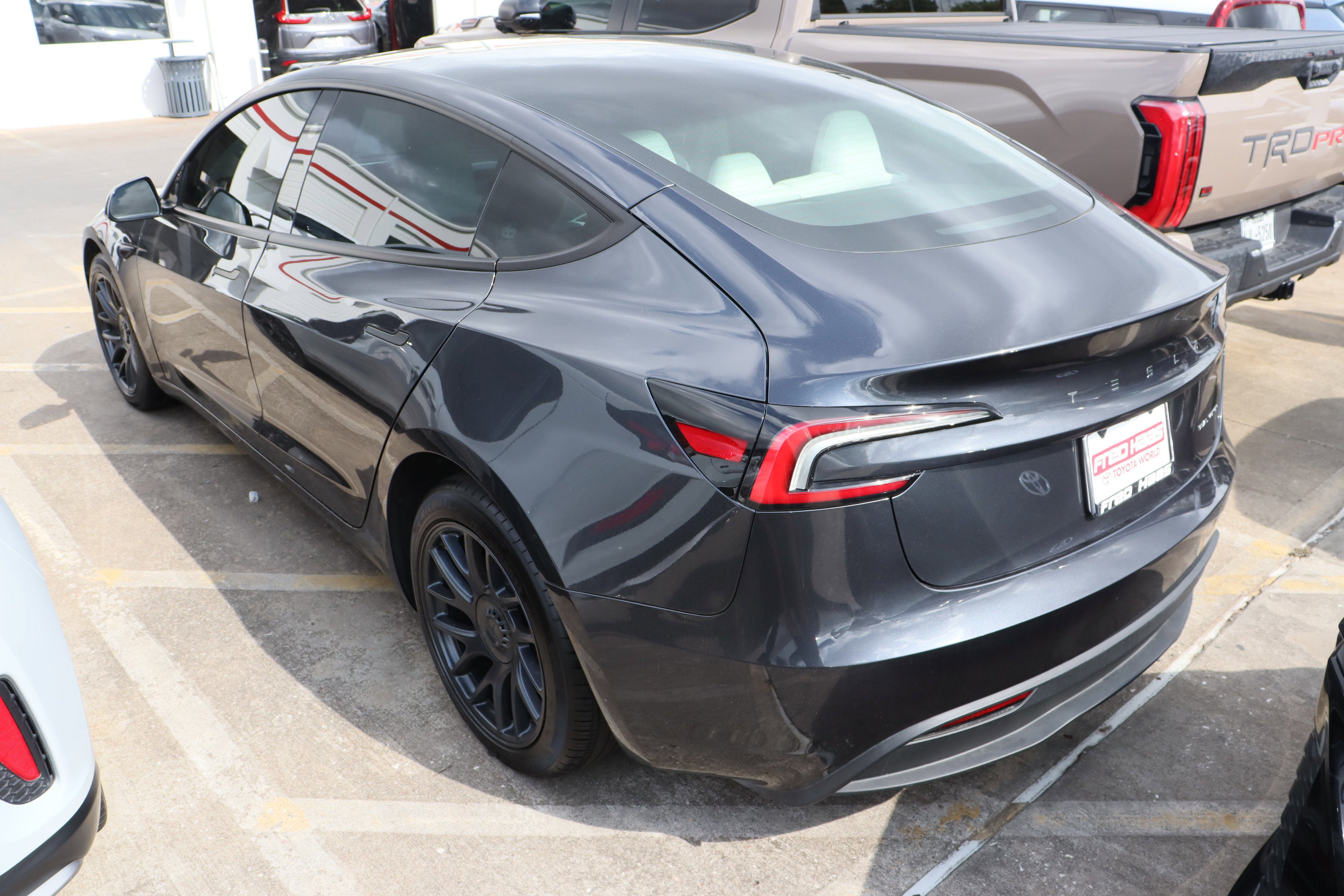 Used 2025 Tesla Model 3 Long Range image 8