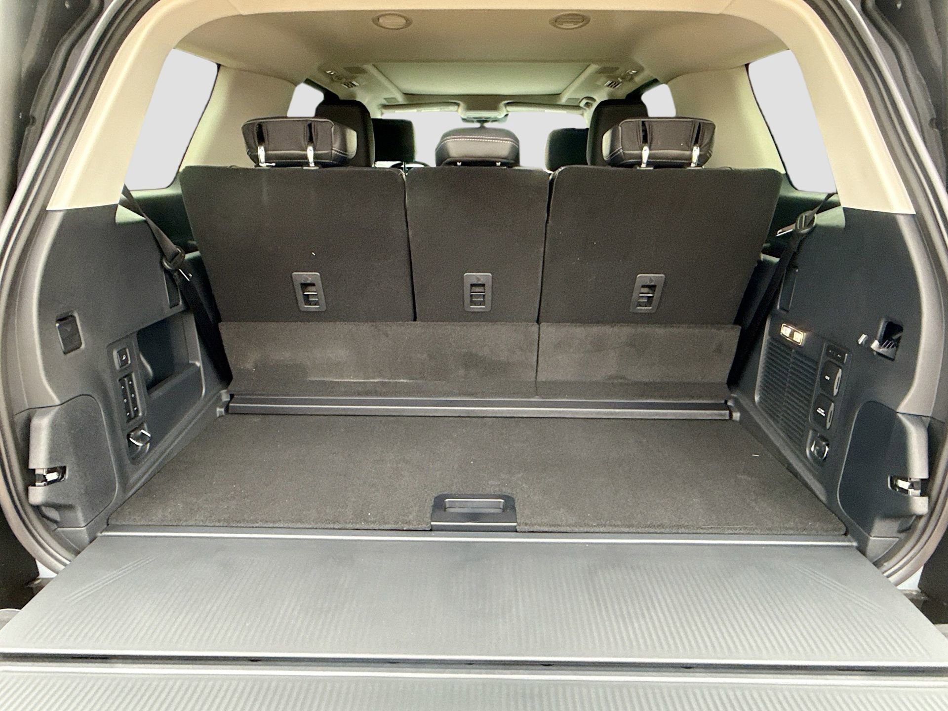 New 2025 Ford Expedition Platinum w/ Driver's Package image 33