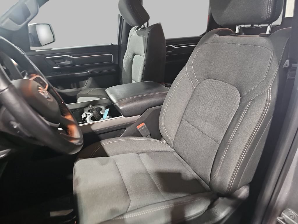 Used 2020 RAM 1500 Big Horn AWD/4WD image 18