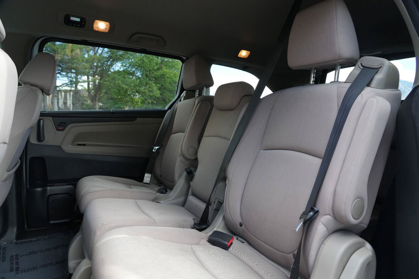 Used 2019 Honda Odyssey EX image 17