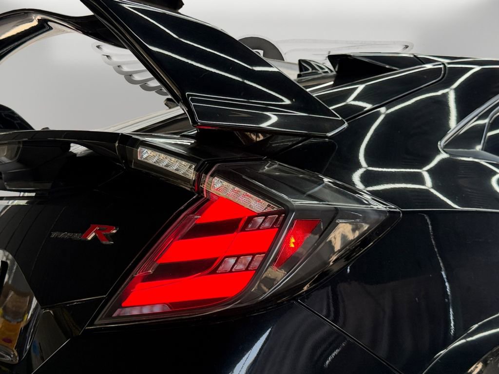 Used 2017 Honda Civic Type R image 29