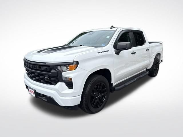 Used 2024 Chevrolet Silverado 1500 Custom w/ Rally Edition AWD/4WD image 3