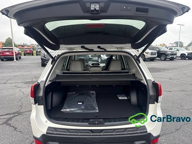 Used 2020 Subaru Forester Limited w/ Popular Package #3 AWD/4WD image 8