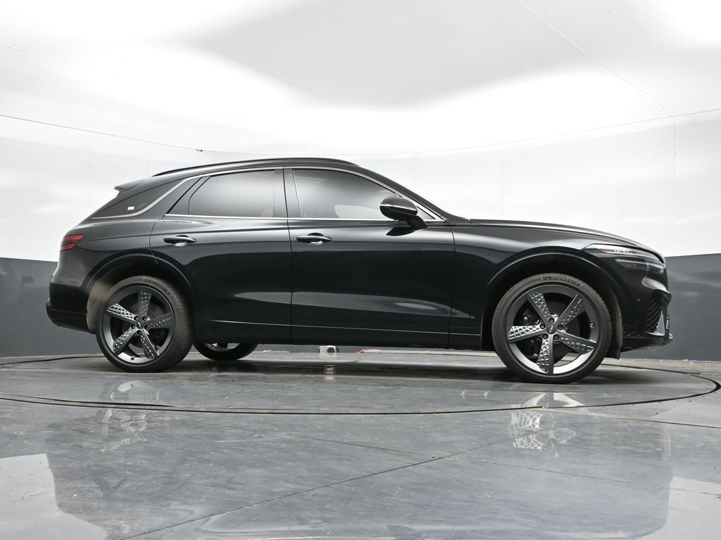 Used 2023 Genesis GV70 3.5T Sport w/ Sport Prestige Package AWD/4WD image 40