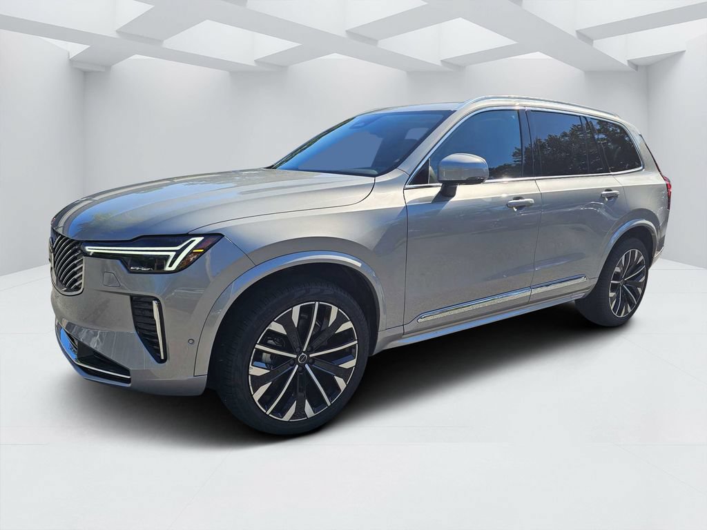 Certified 2025 Volvo XC90 B5 Plus AWD/4WD image 7
