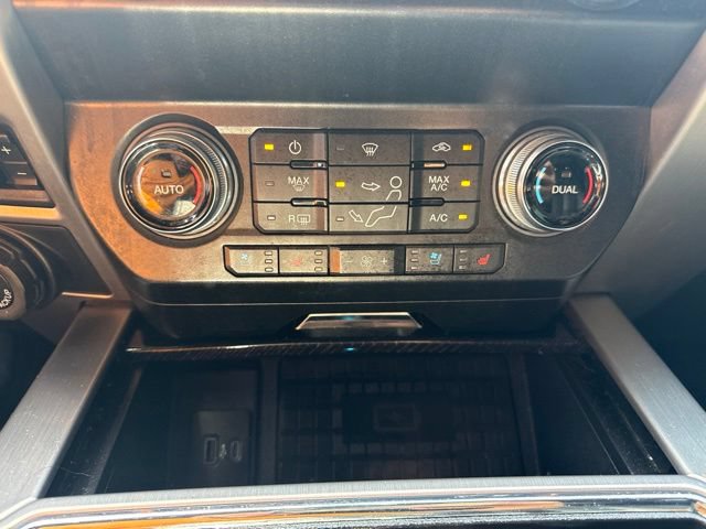 Used 2020 Ford F250 Platinum w/ FX4 Off-Road Package AWD/4WD image 25