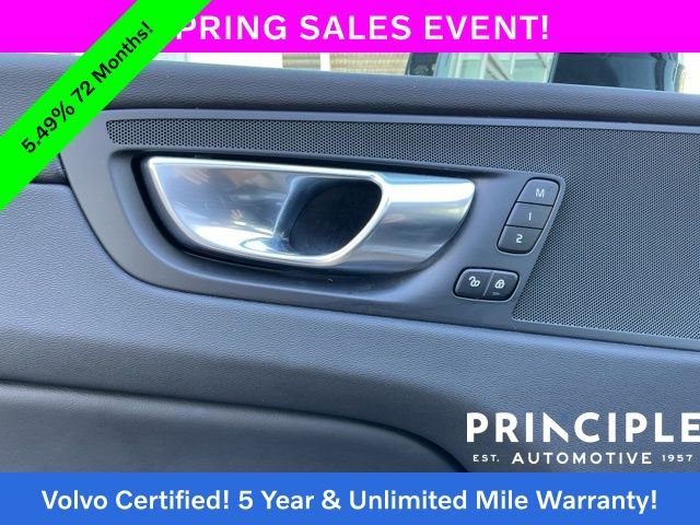 Certified 2025 Volvo XC60 B5 Core image 27