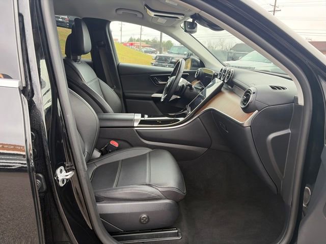 Used 2024 Mercedes-Benz GLC 300 image 36