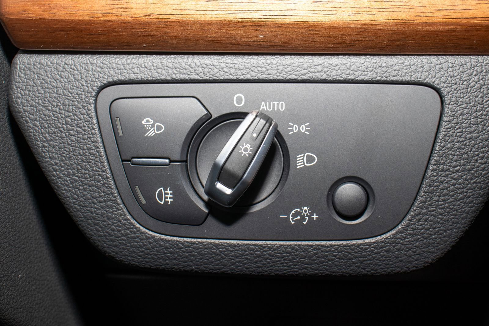 Used 2023 Audi Q5 2.0T Premium w/ Convenience Package image 27