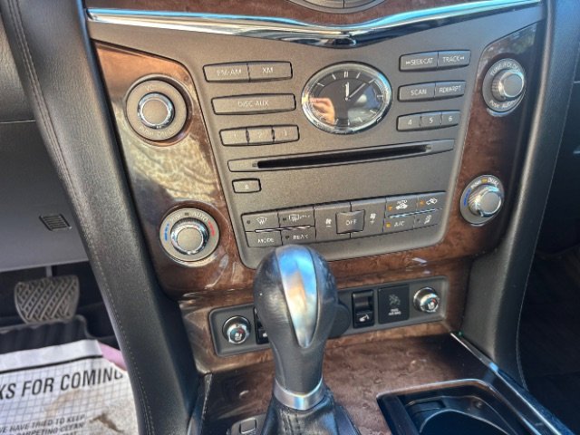 Used 2012 INFINITI QX56 4WD w/ Deluxe Touring Pkg image 27