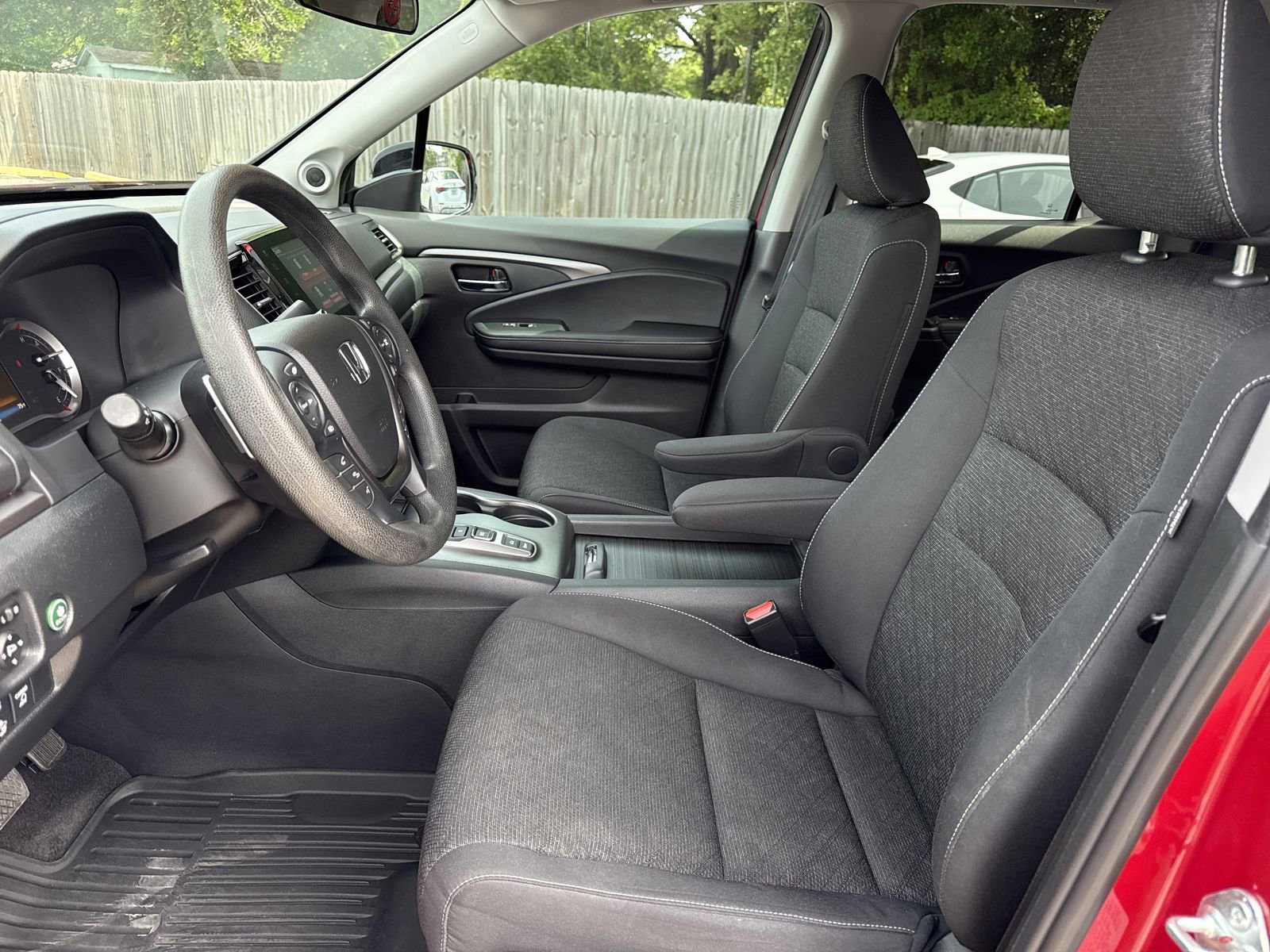 Used 2023 Honda Ridgeline Sport image 9