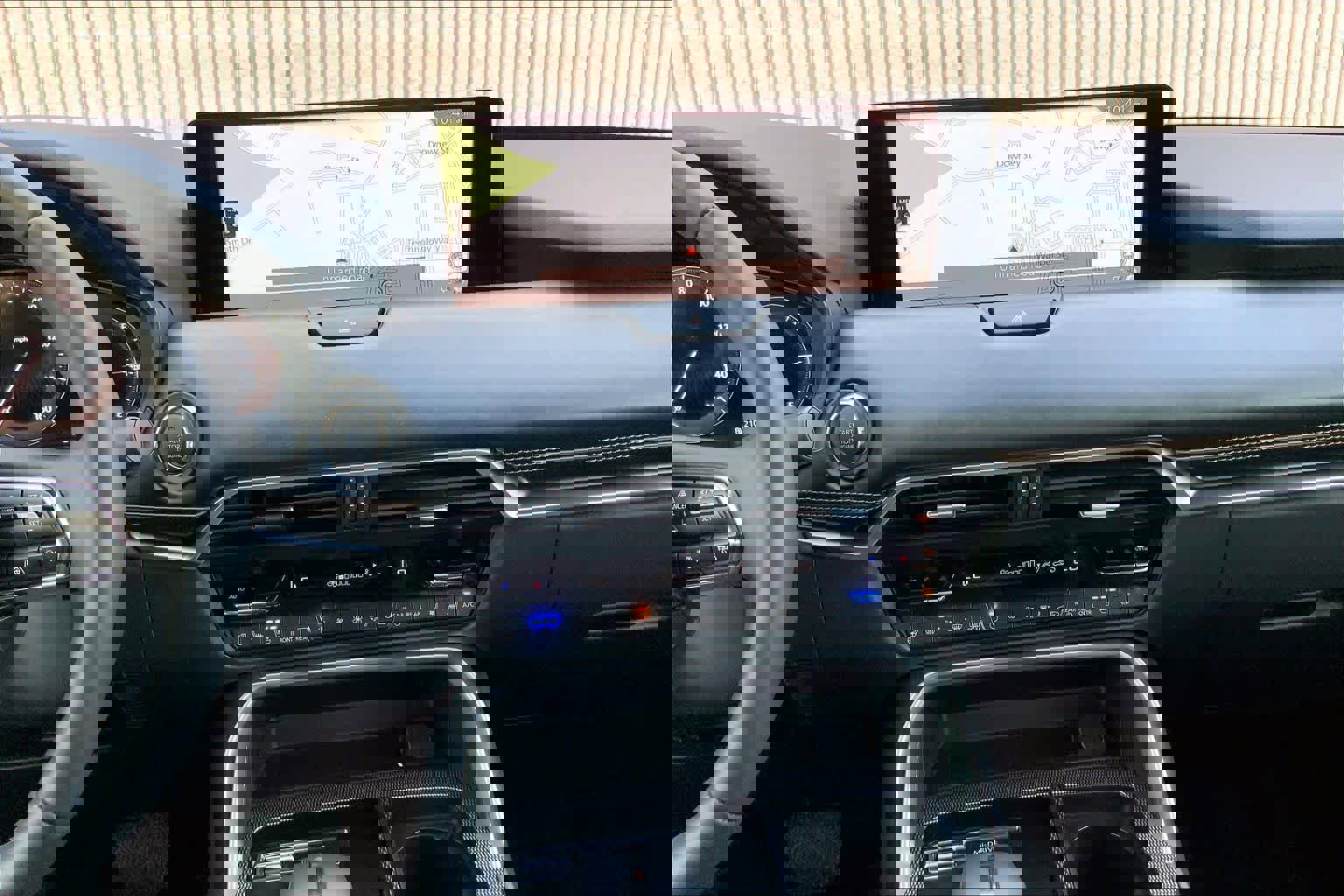 Used 2026 MAZDA CX-70 3.3 Turbo w/ Premium Plus Pkg image 7