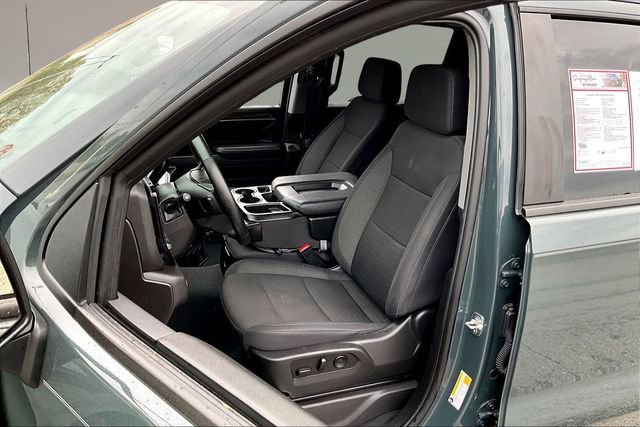 Used 2025 Chevrolet Silverado 1500 LT w/ Safety Package AWD/4WD image 18