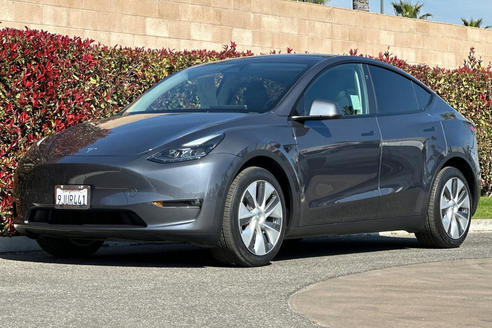 Used 2023 Tesla Model Y Long Range image 8