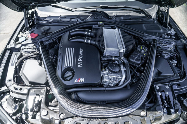 Used 2020 BMW M4 Convertible w/ Competition Package RWD image 25
