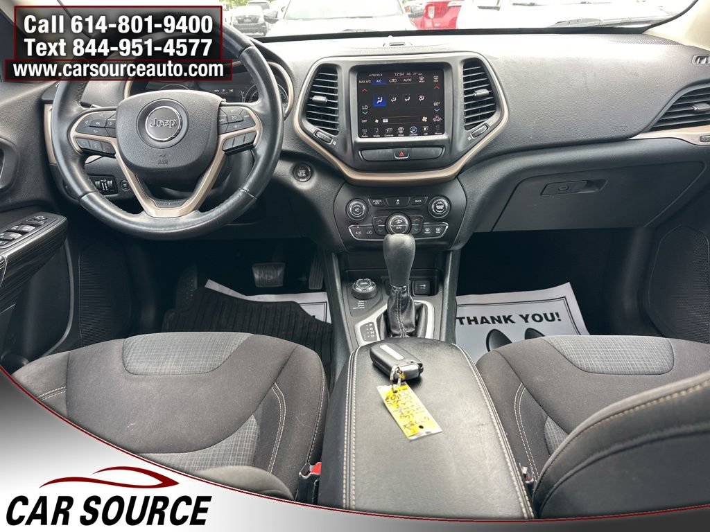 Used 2016 Jeep Cherokee Latitude w/ Comfort/Convenience Group AWD/4WD image 12