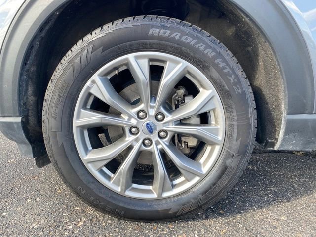 Used 2022 Ford Explorer Limited image 24