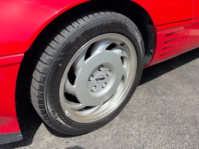 Used 1992 Chevrolet Corvette Coupe RWD image 6