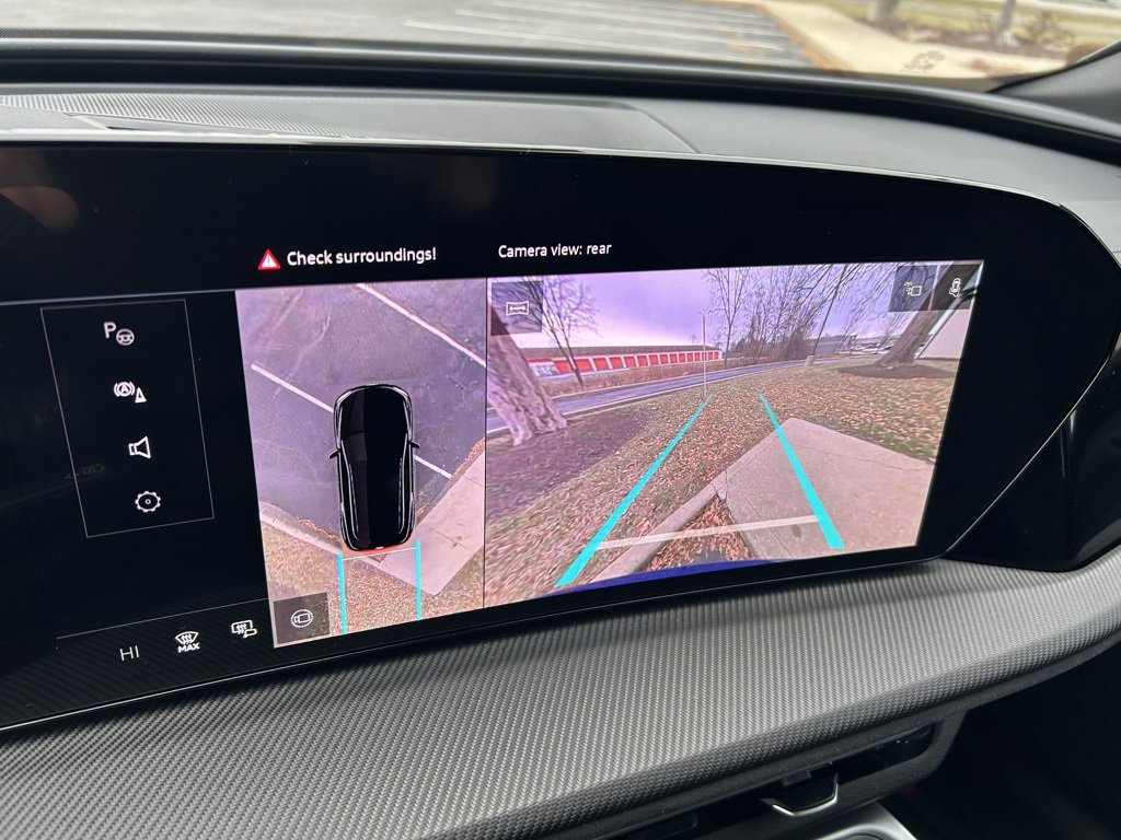 New 2025 Audi SQ5 Premium Plus image 15