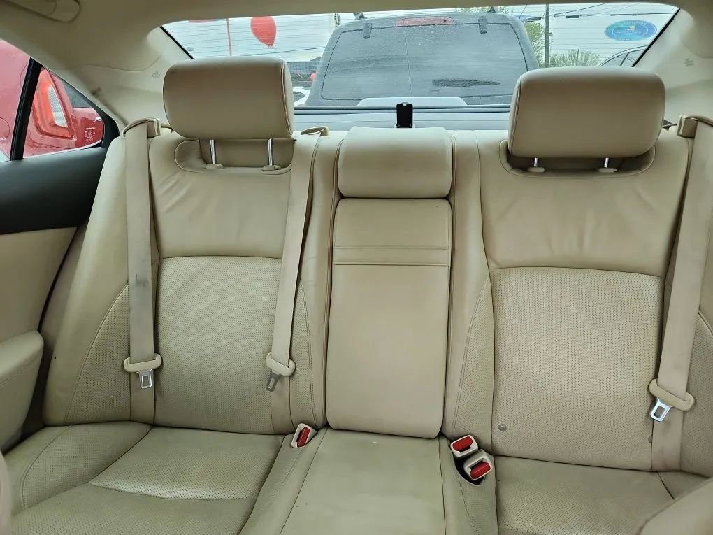 Used 2010 Lexus ES 350 image 10