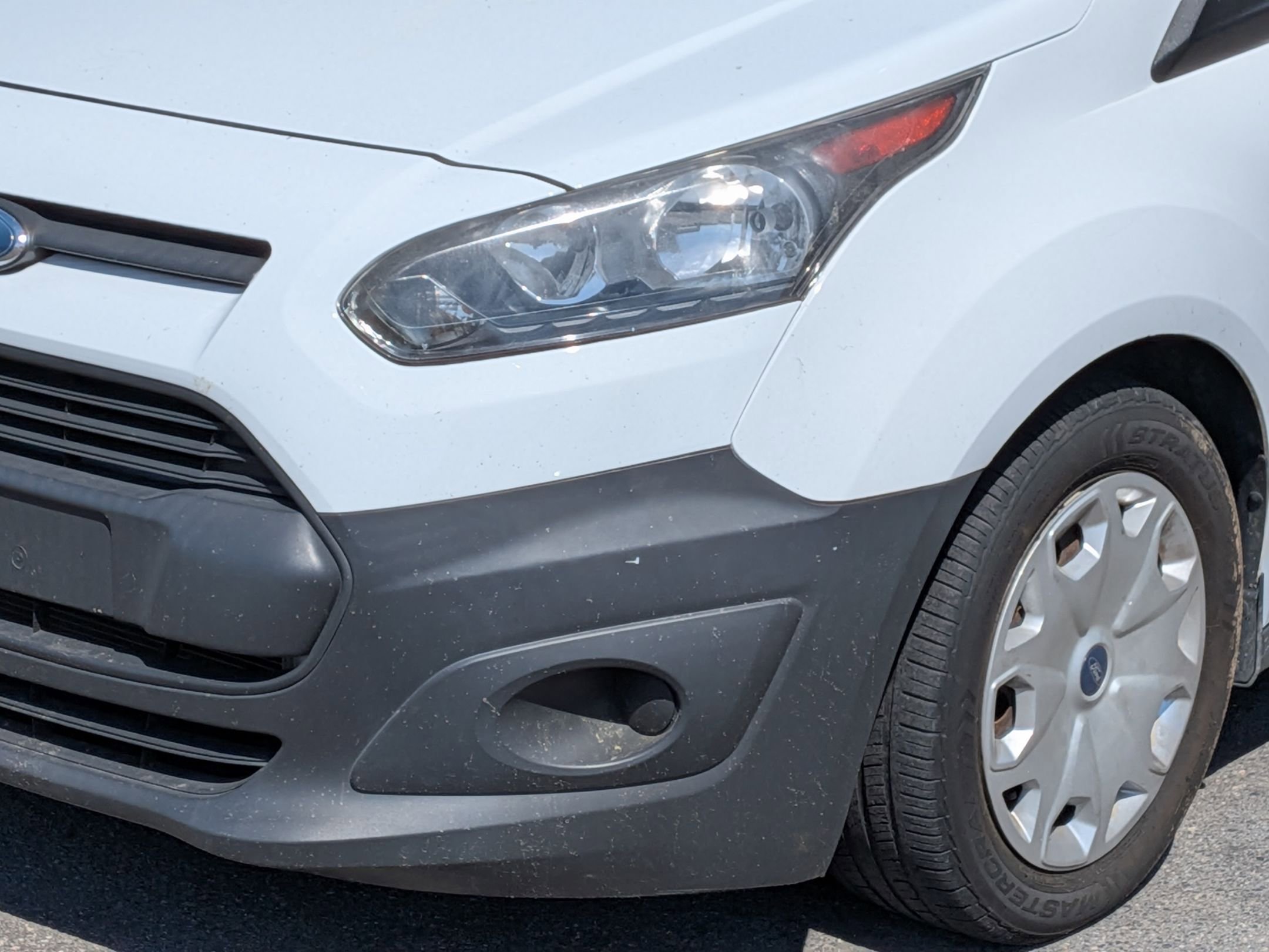 Used 2018 Ford Transit Connect XL image 9