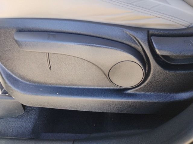 Used 2020 Kia Sorento LX image 7