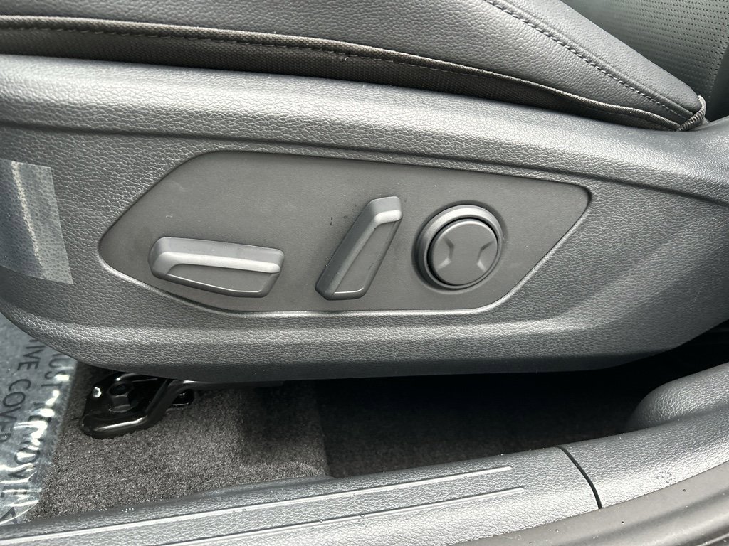 New 2026 Kia Sportage EX image 18